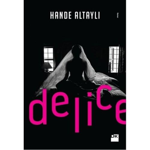 Gaga Hande Altaylı Born Book (ENGLISH)