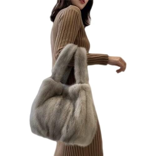 IANLAN Womens Real Fur Handbag Ladies Full-pelt Mink Fur Tote Bag Genuine Sheep Leather Bottom Shopping Bags IL00529