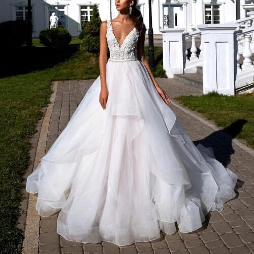 Elegant Ruffles A-Line Wedding Dress Sexy Deep V-Neck Lace Appliques Princess Bridal Dress for Wedding Robe de mariee