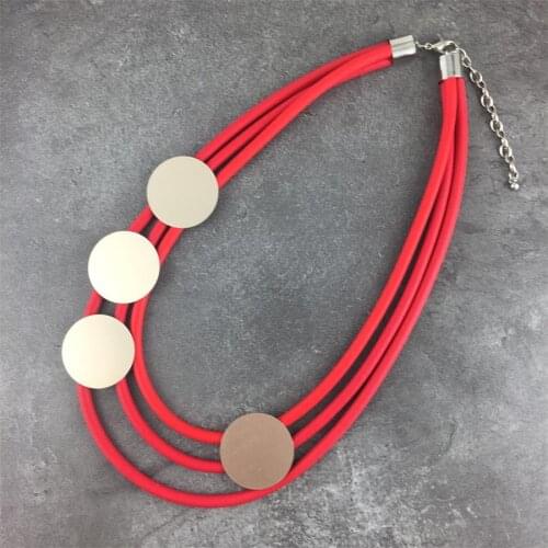 TRHRT Necklaces