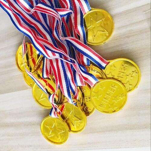 10pcs Universal Medals Multifunctional Creative Small Size Funny Long Rope Star Design Plastic Winner Medals Toy for Party