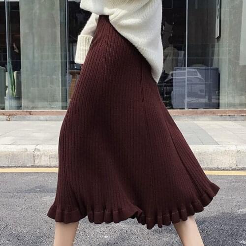 Skirts in the fishtail falbala long posed loose woman a word show tall waist black knitted qiu dong