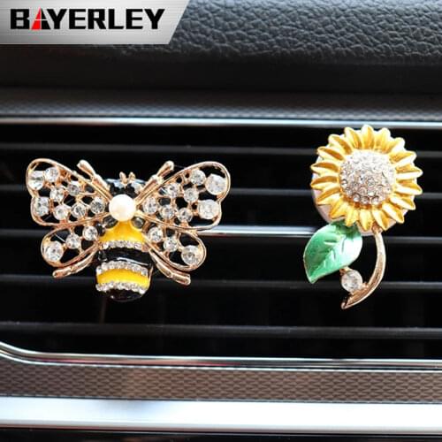 New Car Decoration Diamond Bee Car Air Freshener Auto Outlet Perfume Clip Car Scent Diffuser Creative freshener