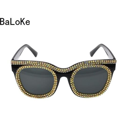 Baroque Vintage Sunglasses Black Frame Metal Flower Round Sun Glasses Woman Party/Summer Beach Outdoor Casual Decoration