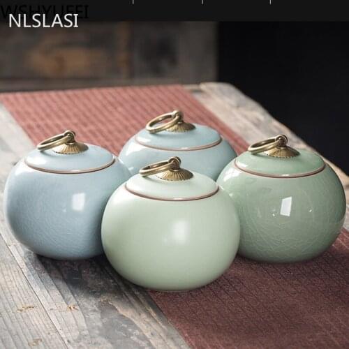 Chinese ceramic tea storage tank with lid Portable Pu'er tea sealed moisture-proof jar Household tea accessories WSHYUFEI
