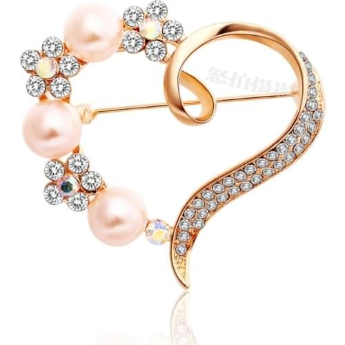 MZC New Cute Heart Brooches For Women Flower Channel Pin Pearl Brooches for Dresses Suit Broche Bijoux Femme Brosh Boutonniere