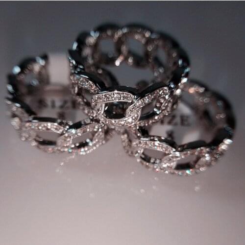 New Products Ladies Fashion Luxury Ring Hollow Cross Design Ladies Elegant Ring Anniversary Special Gift Diamond Rings for Women