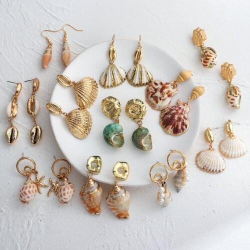 AMORCOME Bohemian Natural Conch Cowrie Shell Drop Earrings for Women Gold Color Metal Dangle Earrings Beach Summer Jewelry Gifts