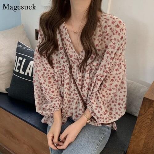 Slim Chiffon Blouse Women 2021 Korean Sweet Woman Tops Shirt V-neck Print Long Sleeve Female Shirts Casual Loose Blouses 9307