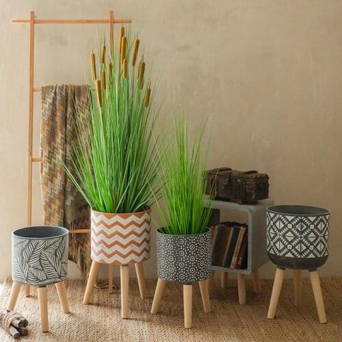 Garden Decoration Courtyard Creative Orange Black Geometric Lines Texture Resin Flower Pots Wooden Tripod Decorative Flower Pot
