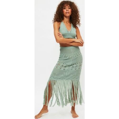 Trendyol Knitwear Tassel Detail Bottom-Top Suit TBESS21AU0377