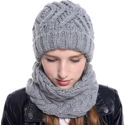 The New 2021 Fashion Hat Scarf Two-Piece Wool Suit