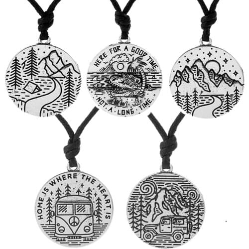 Skyrim Adventurer Badge Pendant Necklaces Carved Landscapes Beach Scenery Camping Picnic Image Charm Men Women Jewelry Best Gift