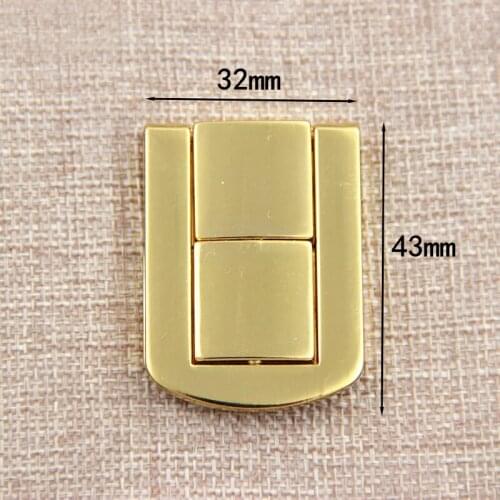 32 *43mm wooden box lock gift box buckles Zinc alloy manufacture Equipped with screw Golden lock