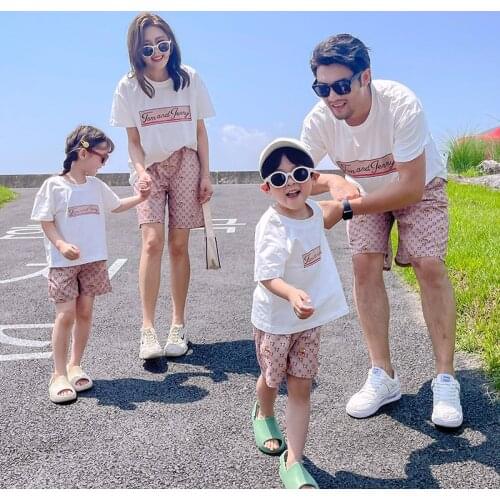 Mother Father Kids Summer Suit Family Matchiing Outfit Clothes Letter Print Short T-shirt and Print Shorts Set for Mum Daughter