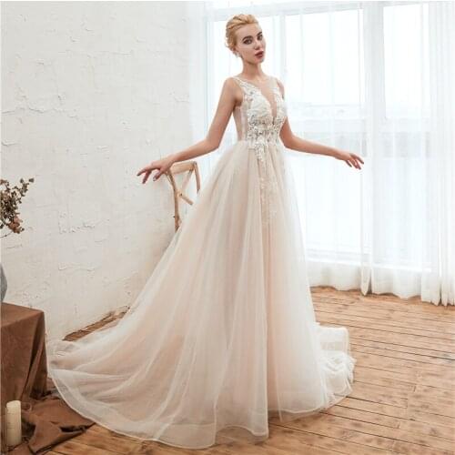 2020 Simple Wedding Dress Puffy Tulle A-line Bridal Gown Appliques Lace V-neck Wedding Gown Vestido de Noiva Robe De Mariee