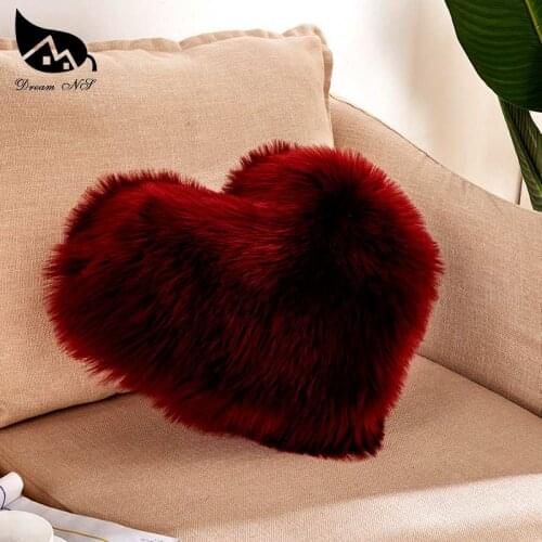 Dream NS Home Plush Pillowcase Heart Short Plush Pillow Popular Heart Plush Furry Pillowcase Home Bedroom Supplies