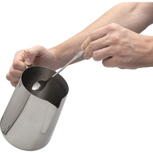 Candle Making Pouring Pot 2000Ml Stainless Steel Dripless Pouring Spout Container Complete with Spoon Candle Wicks