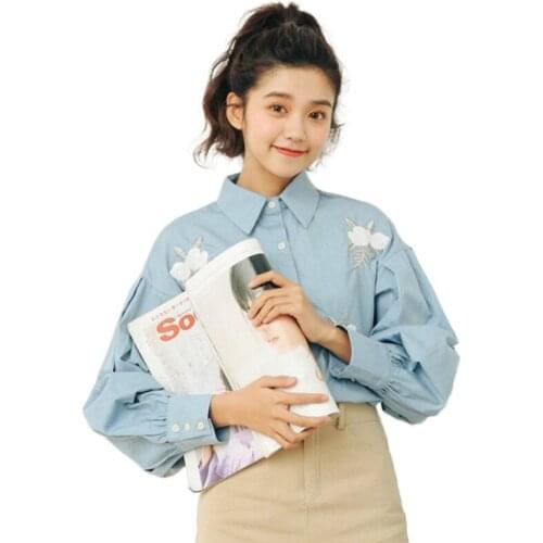 Korean Style Autumn Spring Women Cotton Denim Blouse Turn-Down Collar Light Blue Floral Embroidery Blusas Lantern Sleeve Shirts