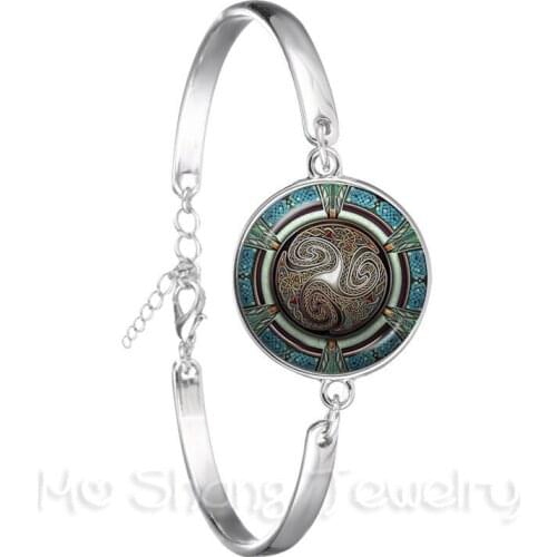 Celtics Logo Chain Bracelet Wicca Jewelry Talisman And Treatment Of Injury FIT Religion Belief Souvenir Chain Bangle