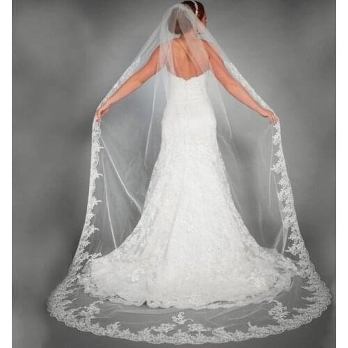 Elegant 3 Meters Long Cathedral Wedding Veils Lace Edge 1 Layer Bridal Veils Wedding Accessories Appliques Tulle