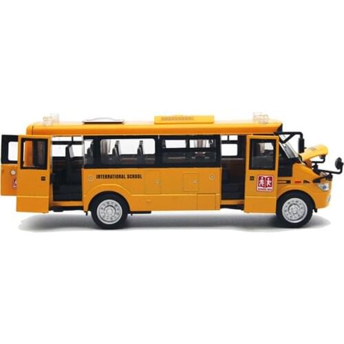 School Bus Toy Die Cast Vehicles Yellow Large Alloy Pull Back 9'' Play Bus with Sounds and Lights for Kids