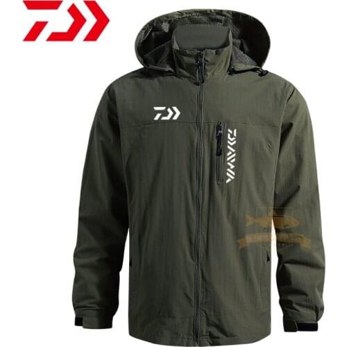 2021 Daiwa Men Autumn and Winter Fishing Jacket Outdoor Travel Sport Fishing Clothes Breathable Waterproof Hooded Fishing Jacket