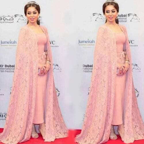 Pink Long Evening Dresses With Cape Lace Half Sleeves Boat Neck Sweep Train 2020 Arabic Women Formal Celebrity Gowns Mother of
