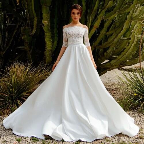 Half Sleeve Wedding Dresses 2021 2 Pieces A-Line Satin O-Neck Lace Appliques Button Vintage Long Bridal Gowns Detachable