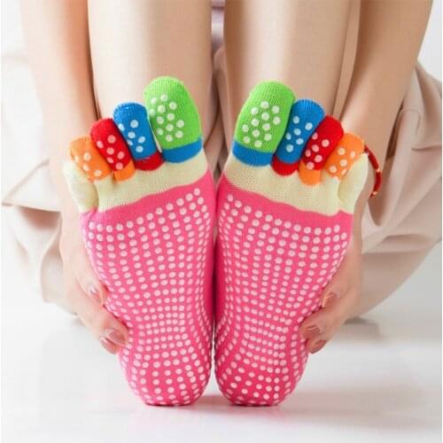 Women Cotton Yoga Socks Anti-Slip Quick-Dry Fingers Fitness Pilates Ballet Socks Good Grip Gym Five Toe Sport Socks Colourful