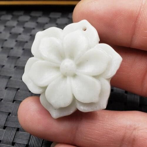 Natural Lantian Jade Chinese Magnolia Flower Pendant Necklace Fashion Jewellery Accessories Hand-Carved Amulet Gifts Women
