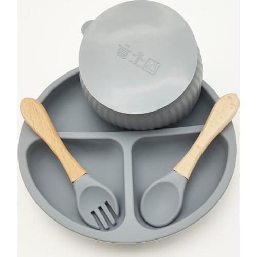 4 Pcs Baby Silicone Divided Dinner Plate Sucker Bowl Spoon Fork Set Training Feeding Food Utensil Dishes Tableware Kit for 69HE