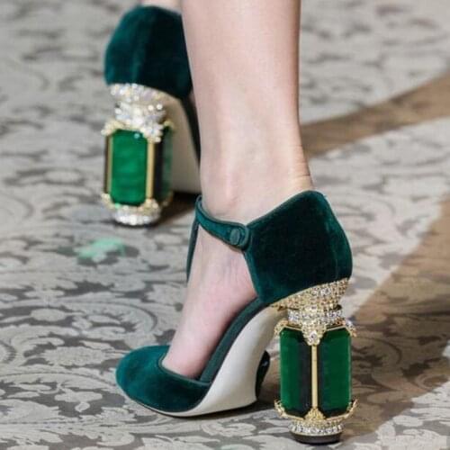 Royal Velvet Big Gemstone Embellished Heels Pumps Ladies T-Strap Rhinestone Chunky Crystal Heels Ankle Buckle Lolita Pumps Shoes