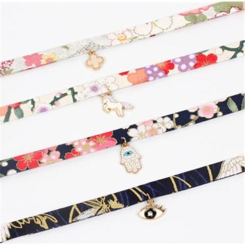 Belle Femme Chokers On The Neck