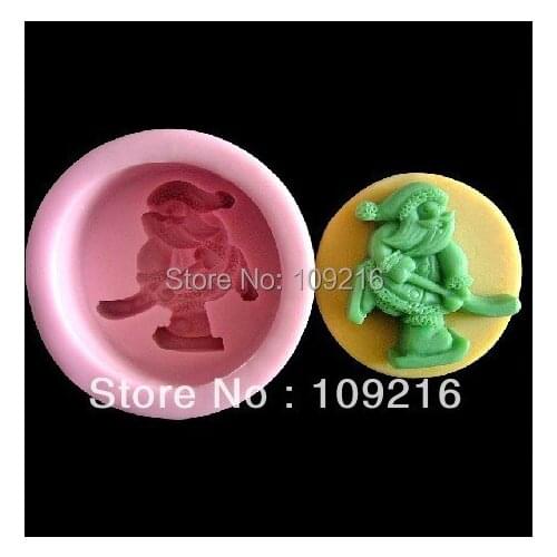 Wholesale!!! 1pcs Father Christmas with Sweep Snow (R0057) Silicone Handmade Soap Mold Crafts DIY Mold