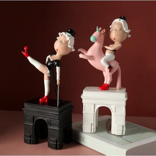 Nordic Creative Cute Character Couple Resin Statue Ornament Home Livingroom Accessories Crafts Coffee Table Sculpture Decoration