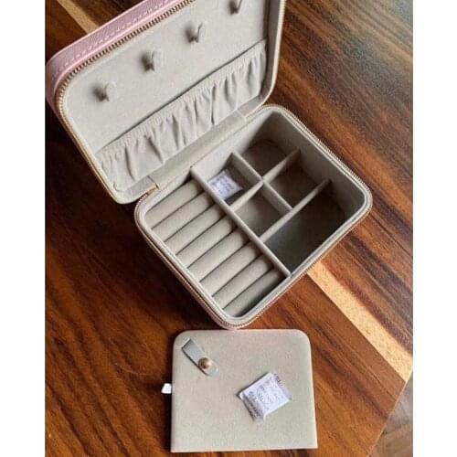 2020 New Show Box Temperament Women Jewelry Storage Protection Display Gift Handbags Luxury Brand Peripheral Product Recommended