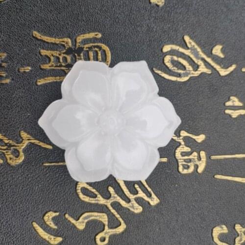 Natural Chinese White Jade Hand Carved Flower Lucky Pendant Jewelry Charm Gift