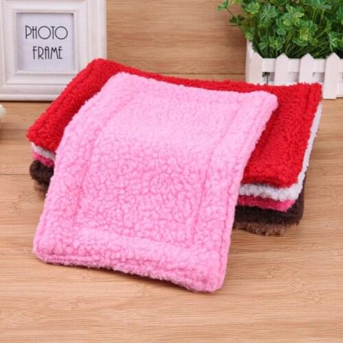 Soft Fleece Hamster Mat Plush Pet Hamster Cushion Mat Hedgehog Squirrel Warm Blanket Guinea Pig Bed Sleeping Bed Pet Products