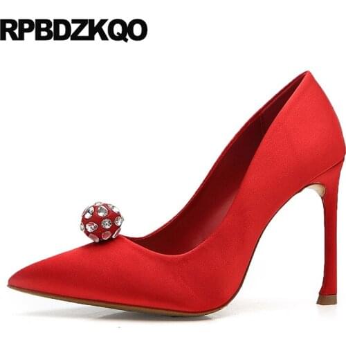 Size 4 34 Bride Crystal 33 Rhinestone Super Diamond Pumps Stiletto Ladies Shoes For Wedding Pointed Toe Satin High Heels Red