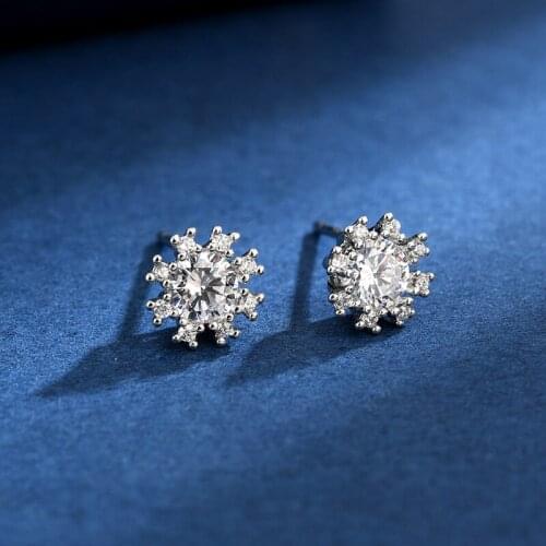 VENTFILLE 925 Sterling Silver Fashion Silver Needle Zircon Snowflake Stud Earrings Womens Temperament All-match Earrings