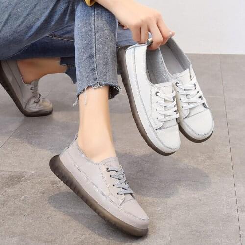 Autumn Women Flats Sports Shoes Genuine Leather Women Sneakers Ladies Flat Shoes Solid Round Toe Womens Lace Up Shoe