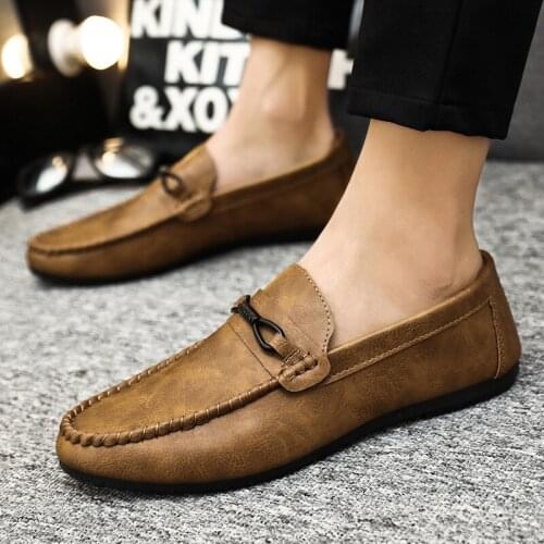 2021 New Strap Design Mens Casual Shoes One-Pedal Flat Leather Shoes Autumn Peas Shoes Mens Shoes All-Match Trendy Shoes
