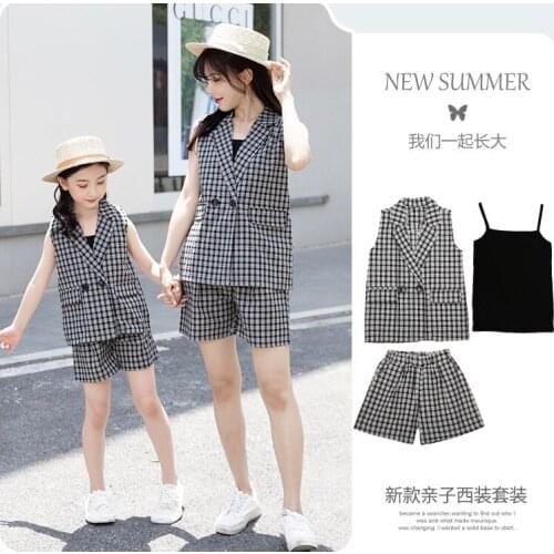 Parent-Child Summer Suit Sleeveless Mother Daughter 2021 Fashion Clothes Vest + Suspender tops + Shorts 3 Pieces Sets