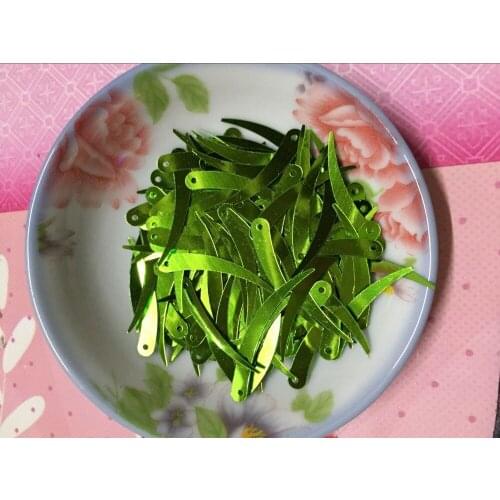 1000pcs Chilli Ivory Shape Sequins 5*32mm PVC Flat Paillette Dancing Garment Decoration 1 Hole Light Green