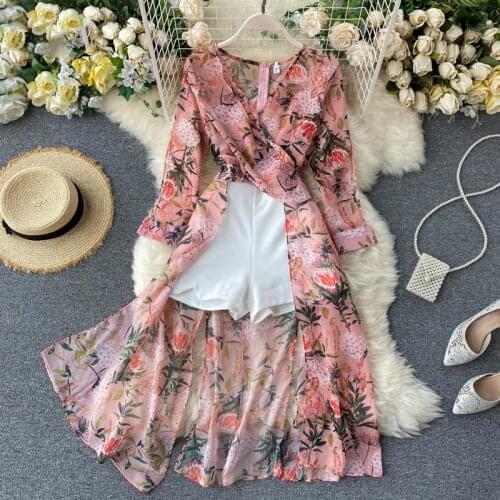 Aibeautyer 2021 New Autumn Women Long Sleeve V Neck Asymmetrical Chiffon Shirt White Shorts Ladies Set Casual Two Piece Sets