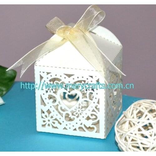 Personalized laser cut wedding souvenirs made in china wedding gifts bags for gusets cream wedding favour boxes