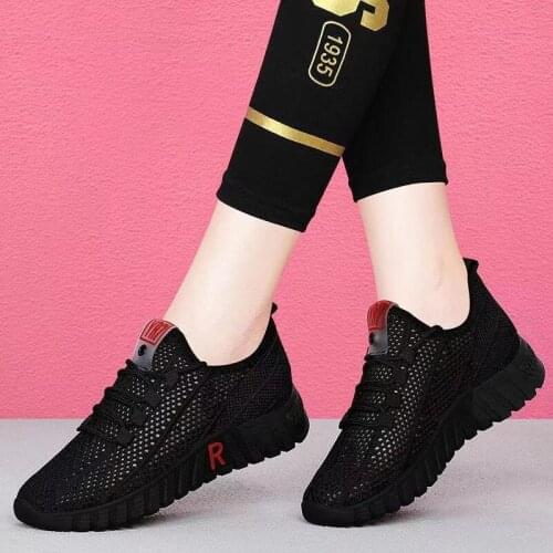 New Women Vulcanized Shoes Trendy Soft Soled Sport Casual Shoes Outdoor Running Shoes Walking Shoes Women Zapatillas Sneakers