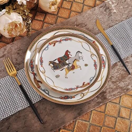 Luxury War Horse Bone China Dinnerware Set Royal Feast Jingdezhen Porcelain Western Plate Dish Home Decoration Wedding Gifts