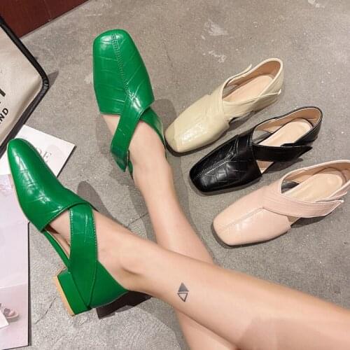 NKUSKAD Womens Shoes